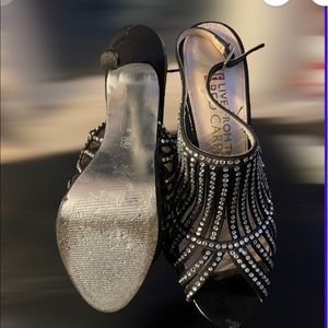 E! live from the Red Carpet size 6B